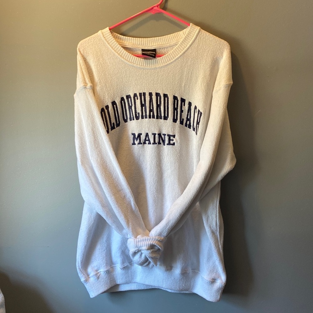 OOB Crewneck